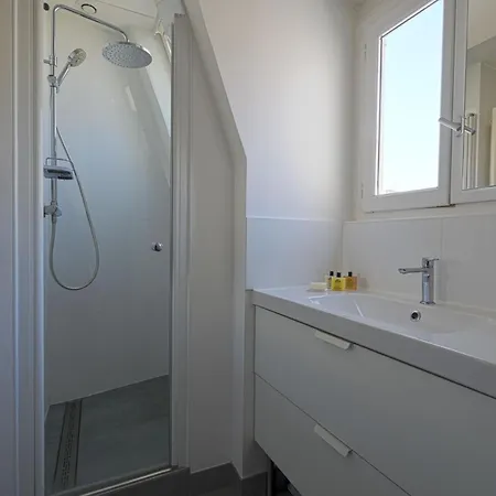 Apartman 7 *